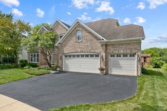 2251 Sutton Dr, South Elgin, IL 60177