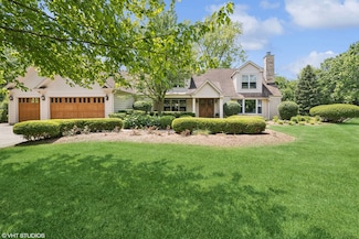 235 Valley Rd, Cary, IL 60013