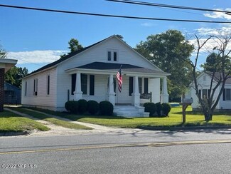 143 Nc Highway 33 E, Chocowinity, NC 27817