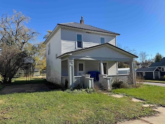 229 4th Ave SE, Oelwein, IA 50662