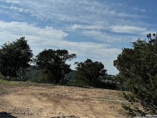 1539 Hidden Acres Rd, Kerrville, TX 78028