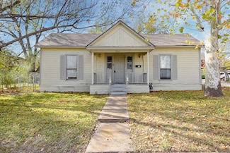 2202 Stuart St, Greenville, TX 75401