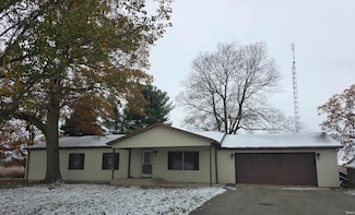 1044 S Meridian Rd, Rochester, IN 46975