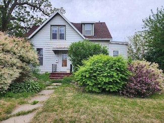 210 N 4th Ave, Marshalltown, IA 50158
