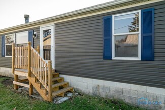 415 W Stone St, Gibsonburg, OH 43431