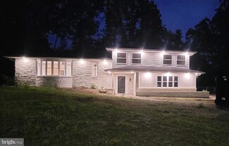 130 West Ln, Hammonton, NJ 08037