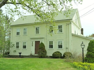 54 Hubbard Rd, Lebanon, ME 04027