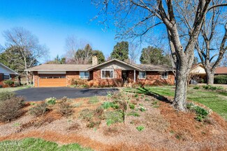 7013 Deane Hill Dr, Knoxville, TN 37919