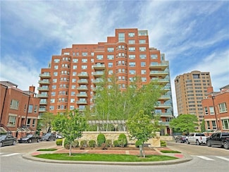 4950 Central St Unit 102, Kansas City, MO 64112