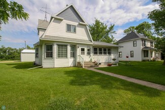 288 1st St N, Nome, ND 58062