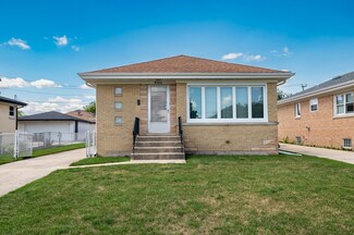 4300 N Sayre Ave, Harwood Heights, IL 60706