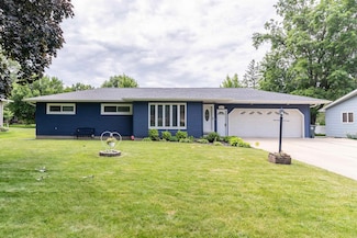 1107 Ridgemont Rd, Waterloo, IA 50701