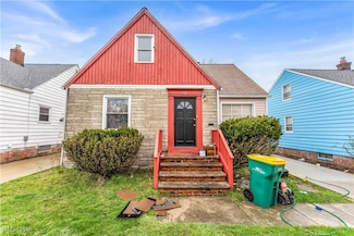 5131 Arch St, Maple Heights, OH 44137