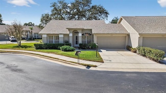 3540 Cayman Ct, Palm Harbor, FL 34684