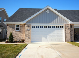 7425 Covington Place, Justice, IL 60458