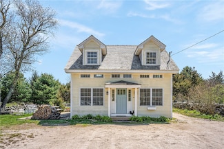 54 Metaterraine Ave, Wakefield, RI 02879
