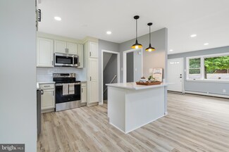 509 Squirrel Ln, Lansdale, PA 19446