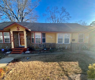 1712 W 26th Ave, Pine Bluff, AR 71603
