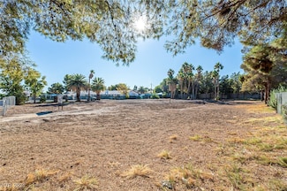 3515 E Sunset Rd, Las Vegas, NV 89120