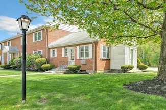 108 Emerson Gardens Rd, Lexington, MA 02420