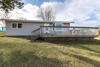 132 S Main St, La Motte, IA 52054