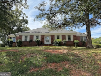 326 Parkway Dr, Thomaston, GA 30286