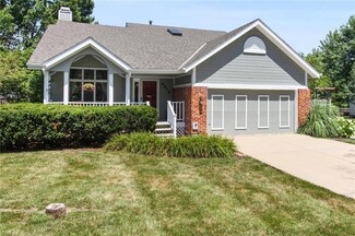 6012 W 158th St, Overland Park, KS 66223