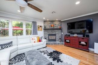 103 Troumaka St, Toms River, NJ 08757