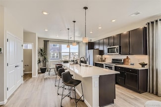 6983 Ipswich Ct, Castle Pines, CO 80108