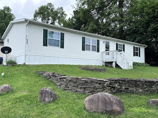418 Sand Gate Dr, New Windsor, NY 12553