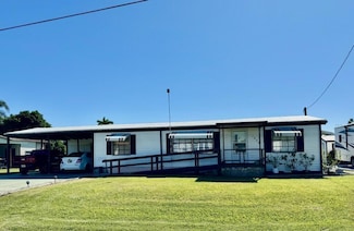 1924 SE 30th St, Okeechobee, FL 34974