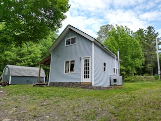 1352 Main Rd, Springfield, ME 04487