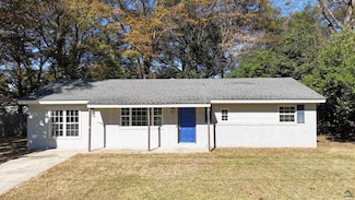 1207 Tucker Rd, Perry, GA 31069