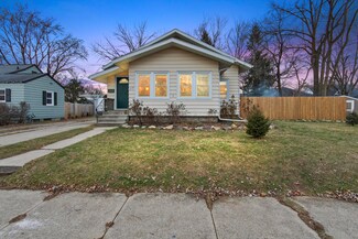 710 Elmwood Ave, Jackson, MI 49203