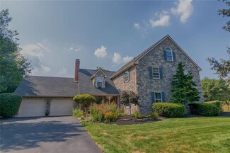 2772 Rickenbacker Ct, Orefield, PA 18069