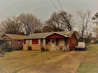 2826 Queensroad Ave, Jackson, MS 39213