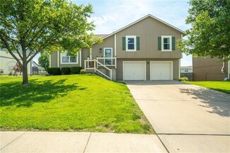 17167 Jennifer St, Gardner, KS 66030