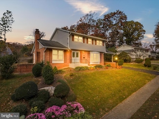 3902 Winterset Dr, Annandale, VA 22003