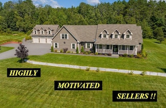 36 Foster Ave, Hampden, ME 04444