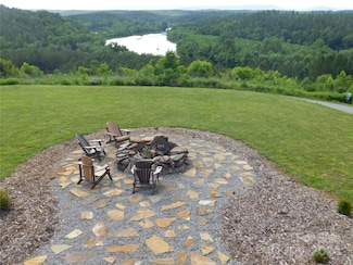 305 E Settings Blvd NW Unit 95, Valdese, NC 28690