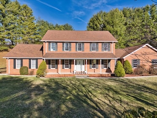 195 Showalter Rd NW, Willis, VA 24380
