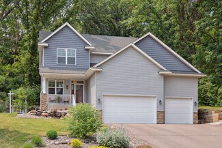 1000 Chatsworth Place, Shoreview, MN 55126