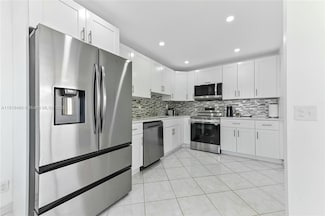 528 Burgundy K Unit K, Delray Beach, FL 33484