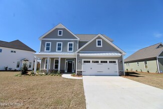 326 Man o War Ln, Hampstead, NC 28443