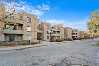 1926 Prairie Square Unit 234, Schaumburg, IL 60173