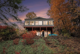 5801 Maple Rd, Twin Lake, MI 49457