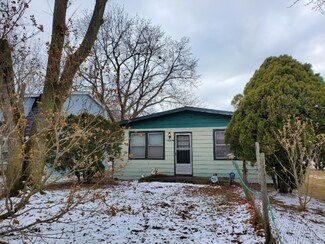 1224 Summer St, Benton Harbor, MI 49022