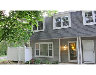 422 Edgebrook Dr Unit 422, Boylston, MA 01505