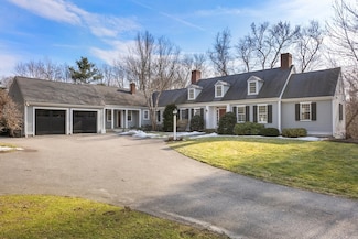 100 Oxford Rd, Westwood, MA 02090