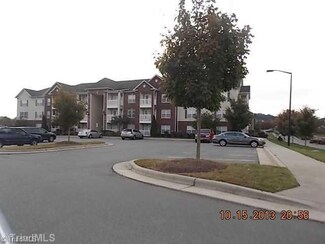 1380 Heritage Pointe Dr Unit 206, Winston Salem, NC 27127